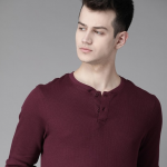 Men Burgundy Solid Henley Neck T-shirt