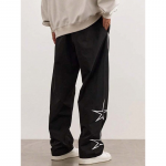 Men Relaxed-Fit Regular Trousers