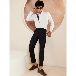 Men Regular Fit Pleated Trousers